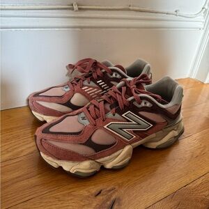 New Balance 9060 Cherry Blossom